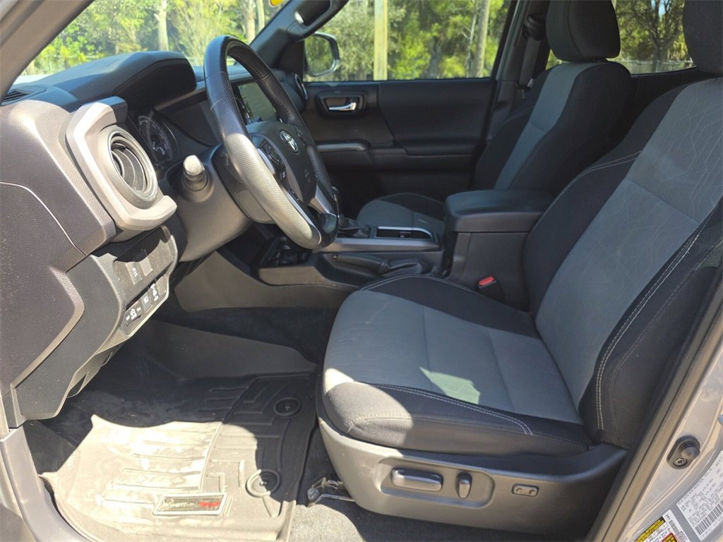 Used 2021 Toyota Tacoma TRD Off-Road w/ Technology Package image 24