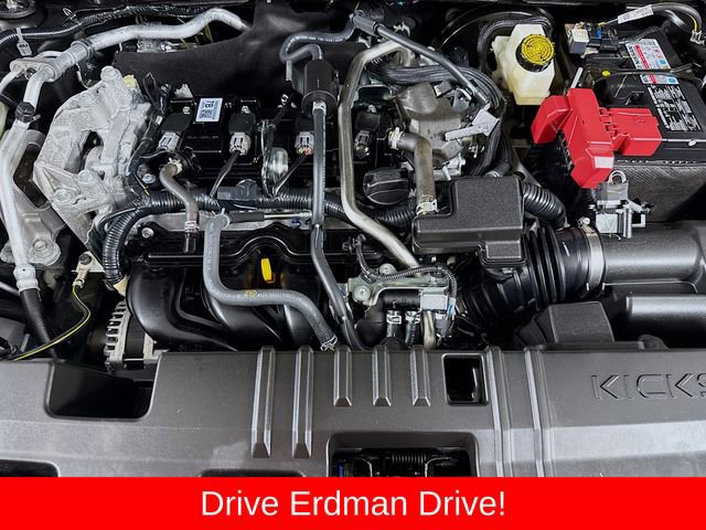 Used 2025 Nissan Kicks SR AWD/4WD image 30
