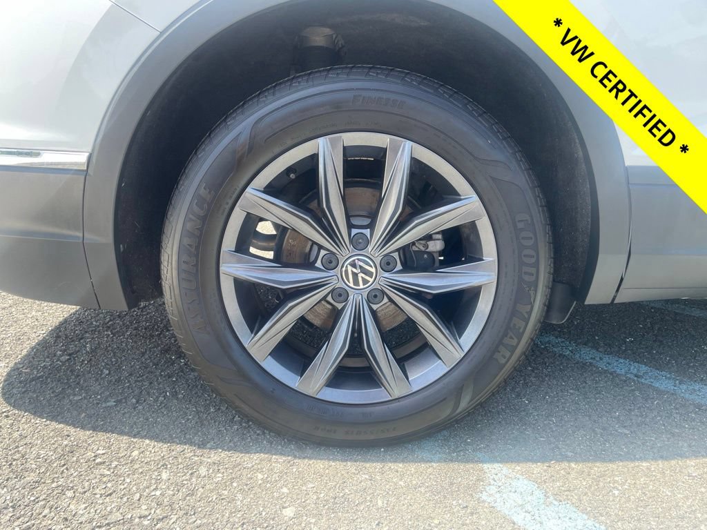 Certified 2023 Volkswagen Tiguan SE AWD/4WD image 13