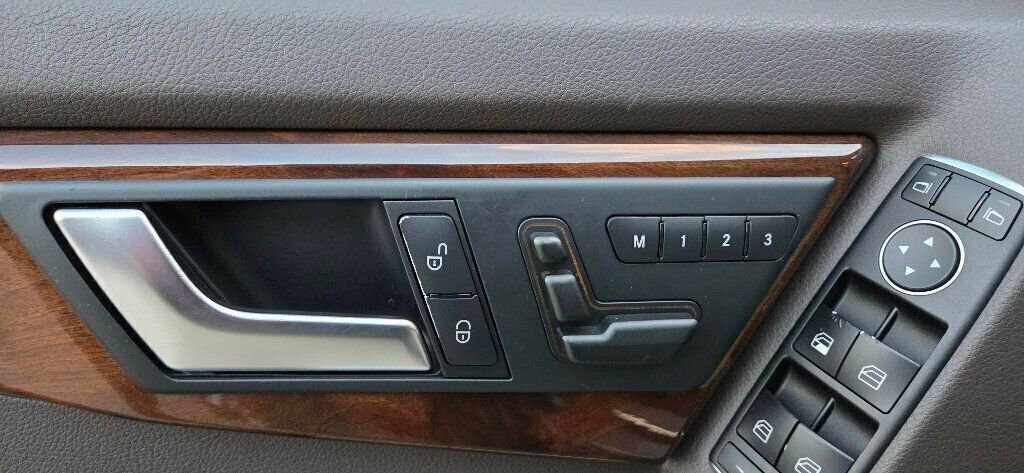 Used 2014 Mercedes-Benz GLK 250 BlueTEC 4MATIC image 25