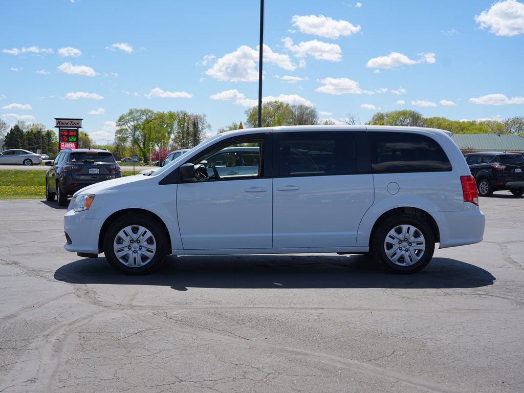 Used 2018 Dodge Grand Caravan SE w/ UConnect Hands-Free Group FWD image 6