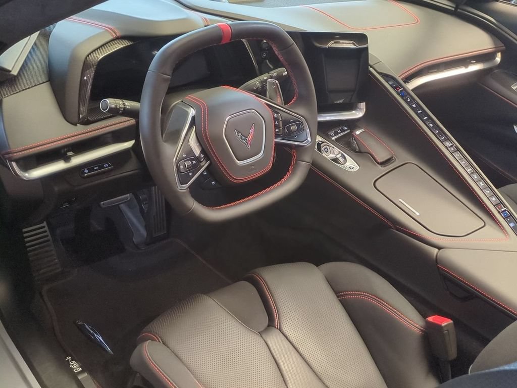 Used 2024 Chevrolet Corvette Stingray Premium Cpe w/ Z51 Performance Package RWD image 12