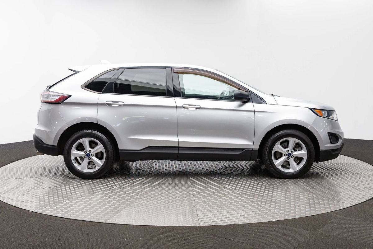 Used 2016 Ford Edge SE AWD/4WD image 8