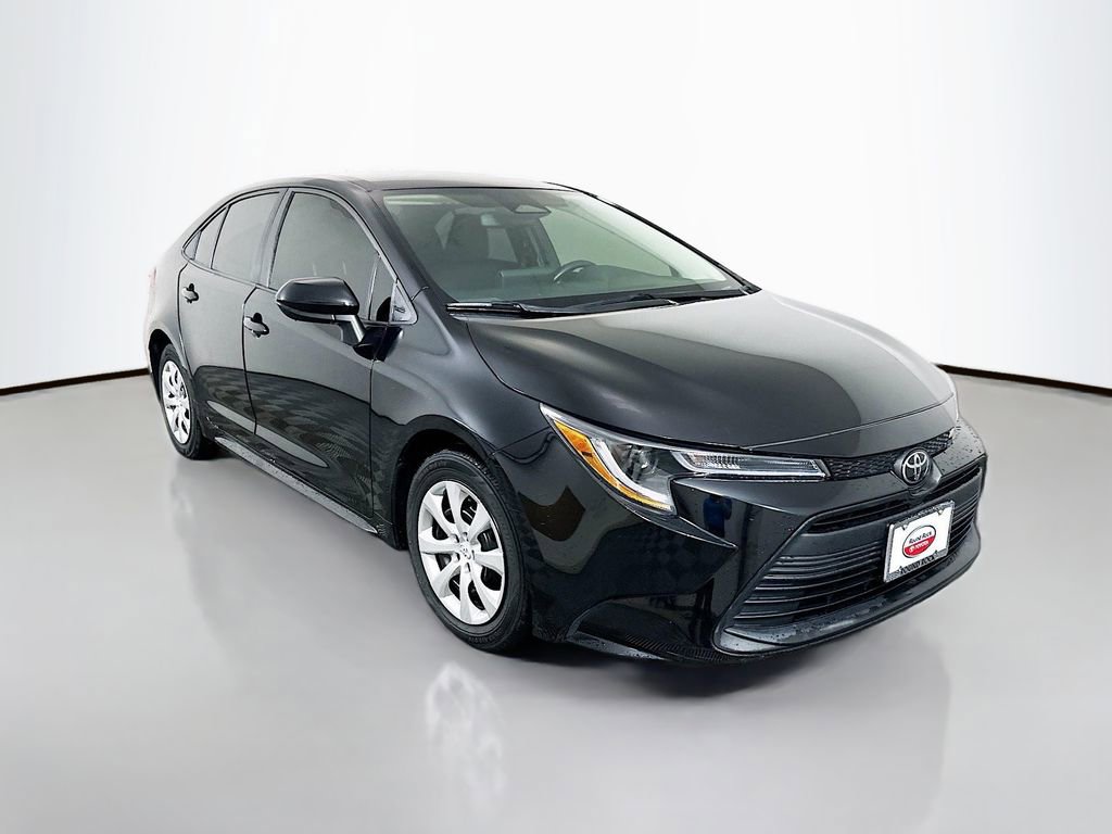 Certified 2024 Toyota Corolla LE FWD image 3
