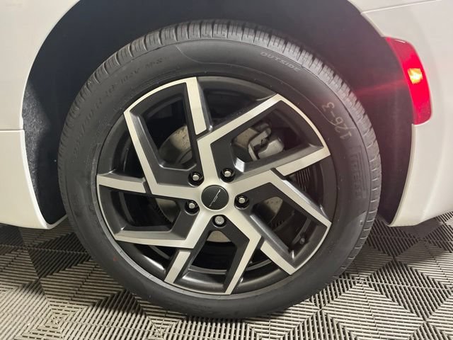 New 2027 Chrysler Pacifica Pinnacle AWD/4WD image 51