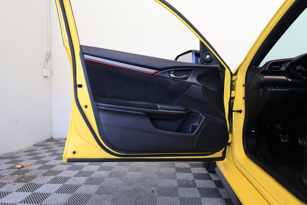 Used 2021 Honda Civic Type R Limited image 17