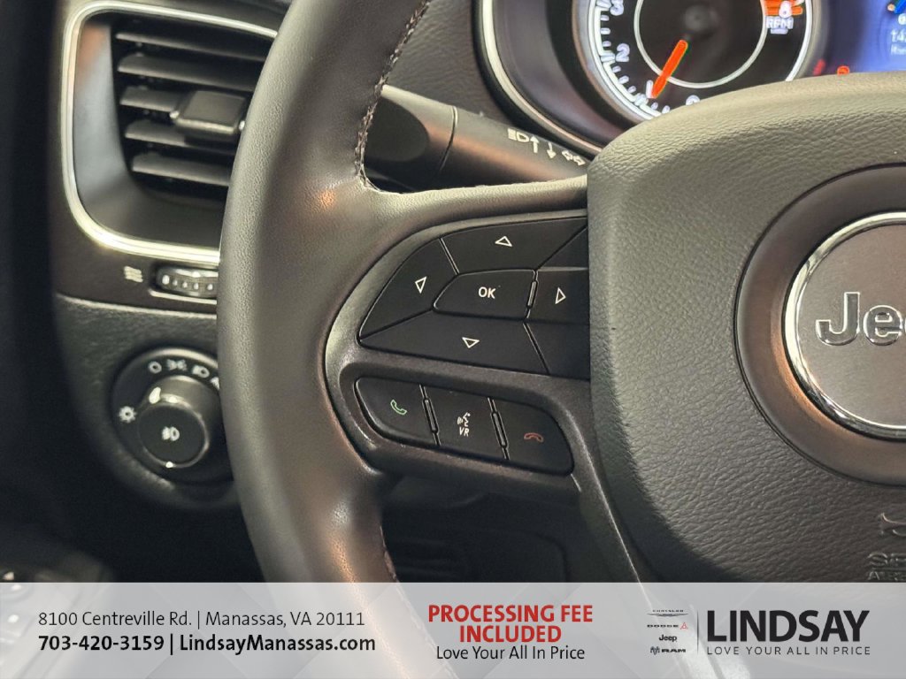 Used 2022 Jeep Cherokee Trailhawk w/ Premium Leather Package AWD/4WD image 30