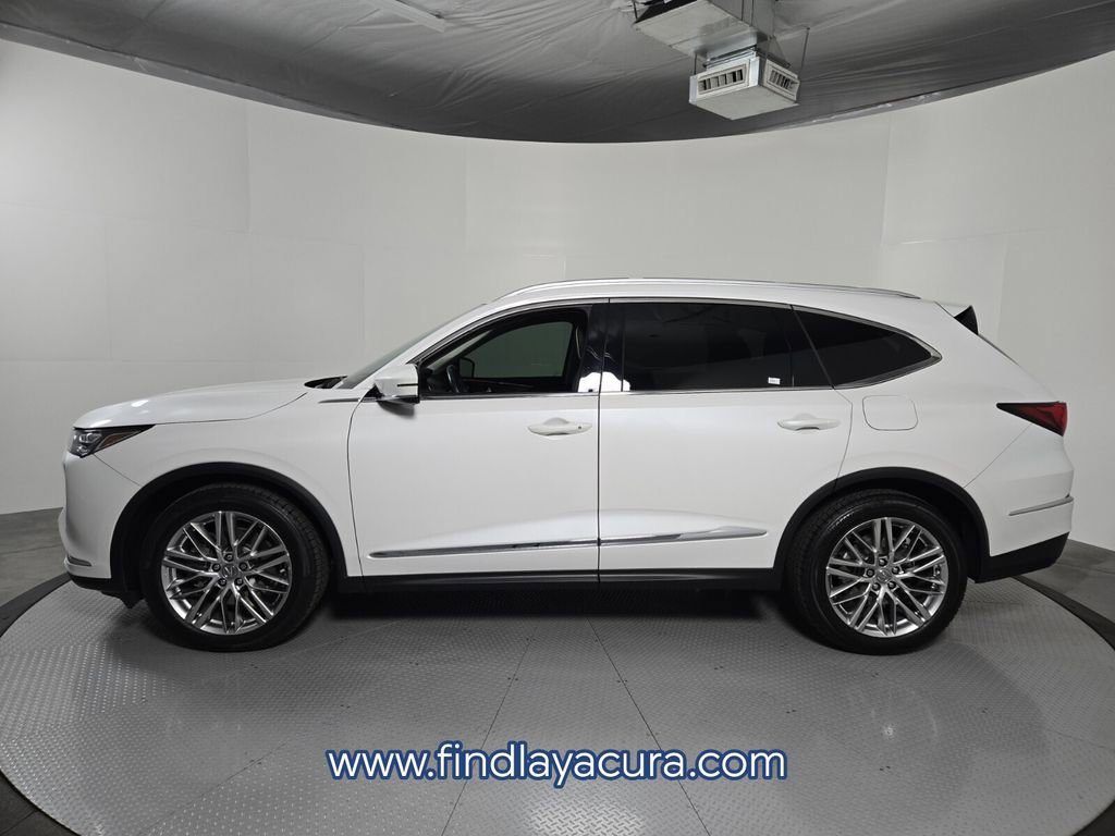 Used 2023 Acura MDX SH-AWD w/ Advance Package image 3