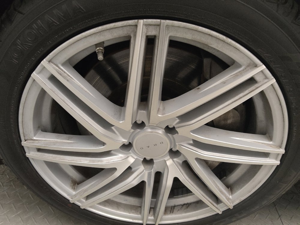 Used 2017 Genesis G90 3.3T Premium image 31