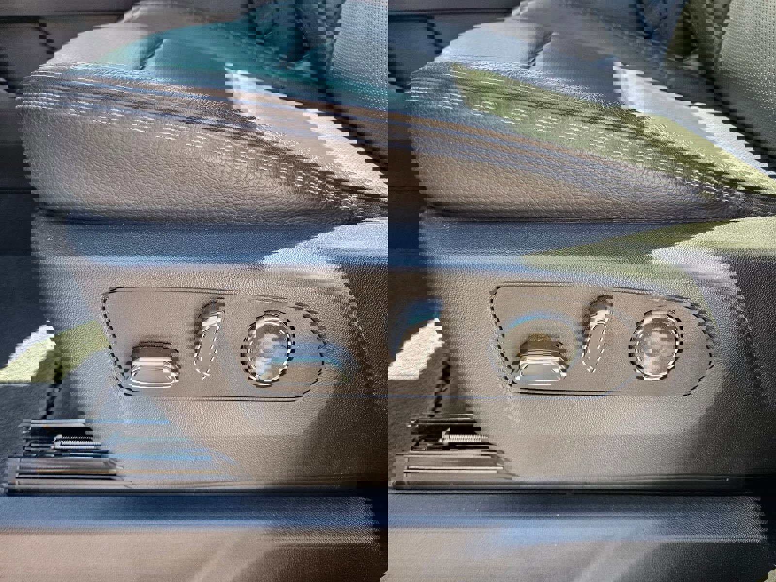 Used 2024 GMC Sierra 1500 Denali w/ Denali Reserve Package image 21