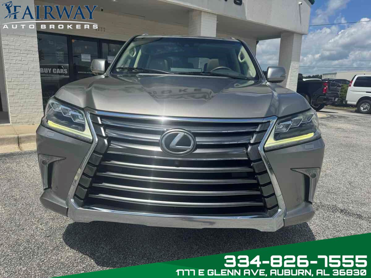 Used 2016 Lexus LX 570 4WD w/ Luxury Package image 3
