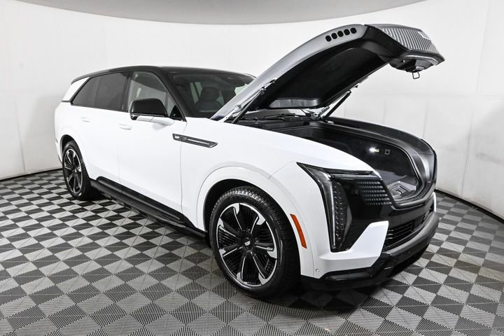 New 2025 Cadillac Escalade IQ Sport 2 image 37