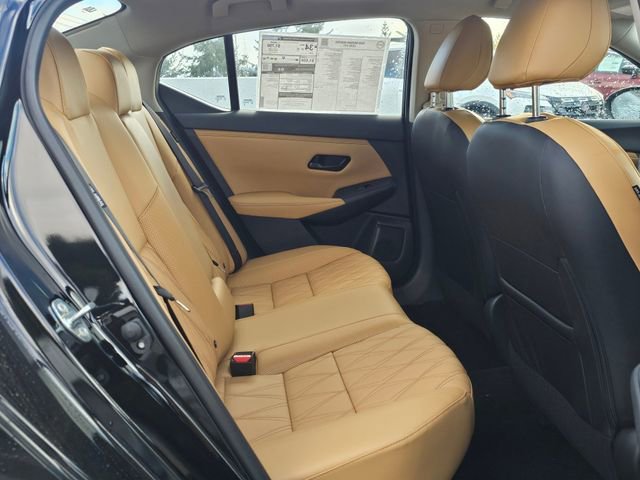 Used 2025 Nissan Sentra SV w/ SV Premium Package image 13