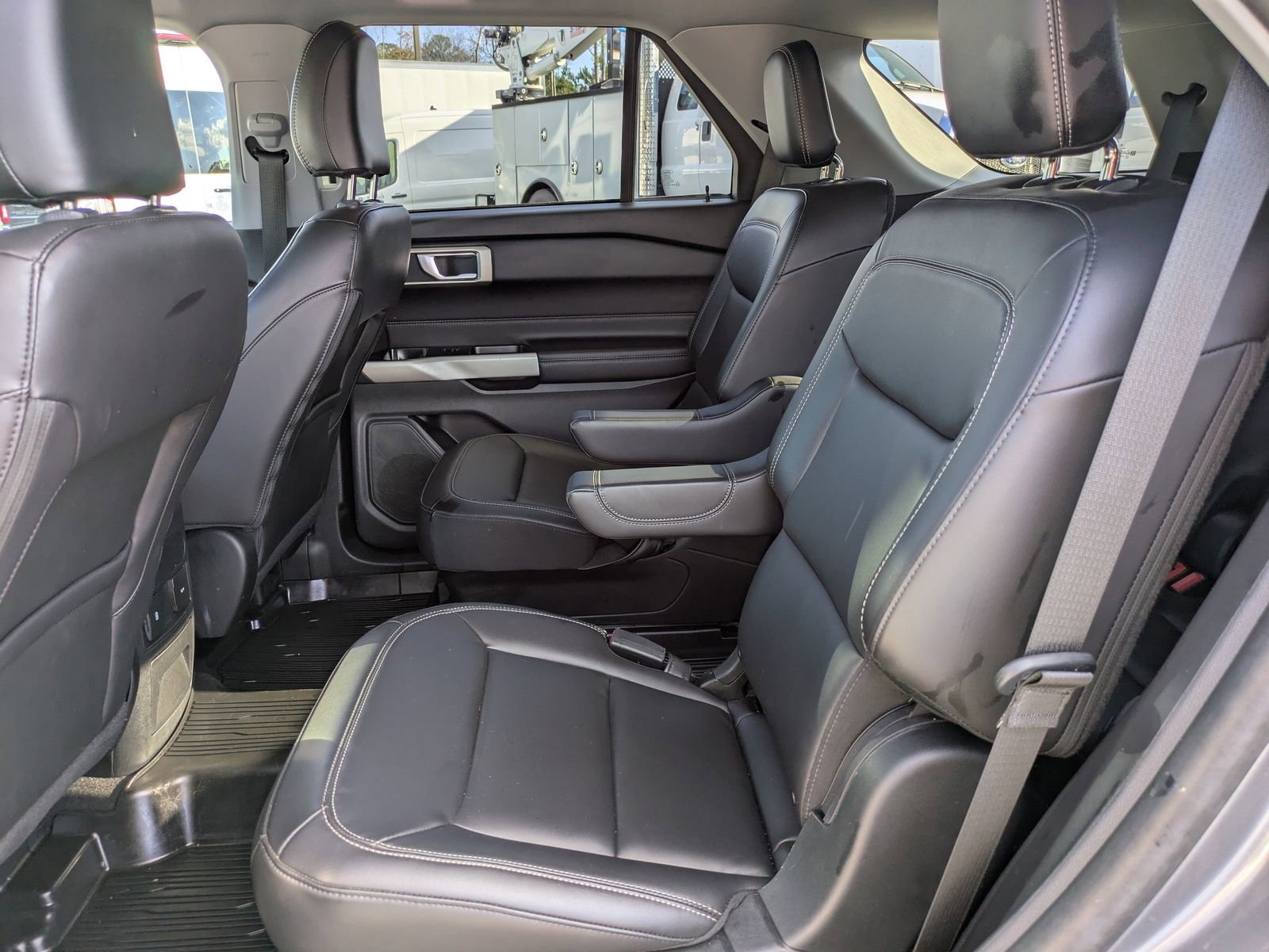 Certified 2023 Ford Explorer XLT w/ Equipment Group 202A image 14