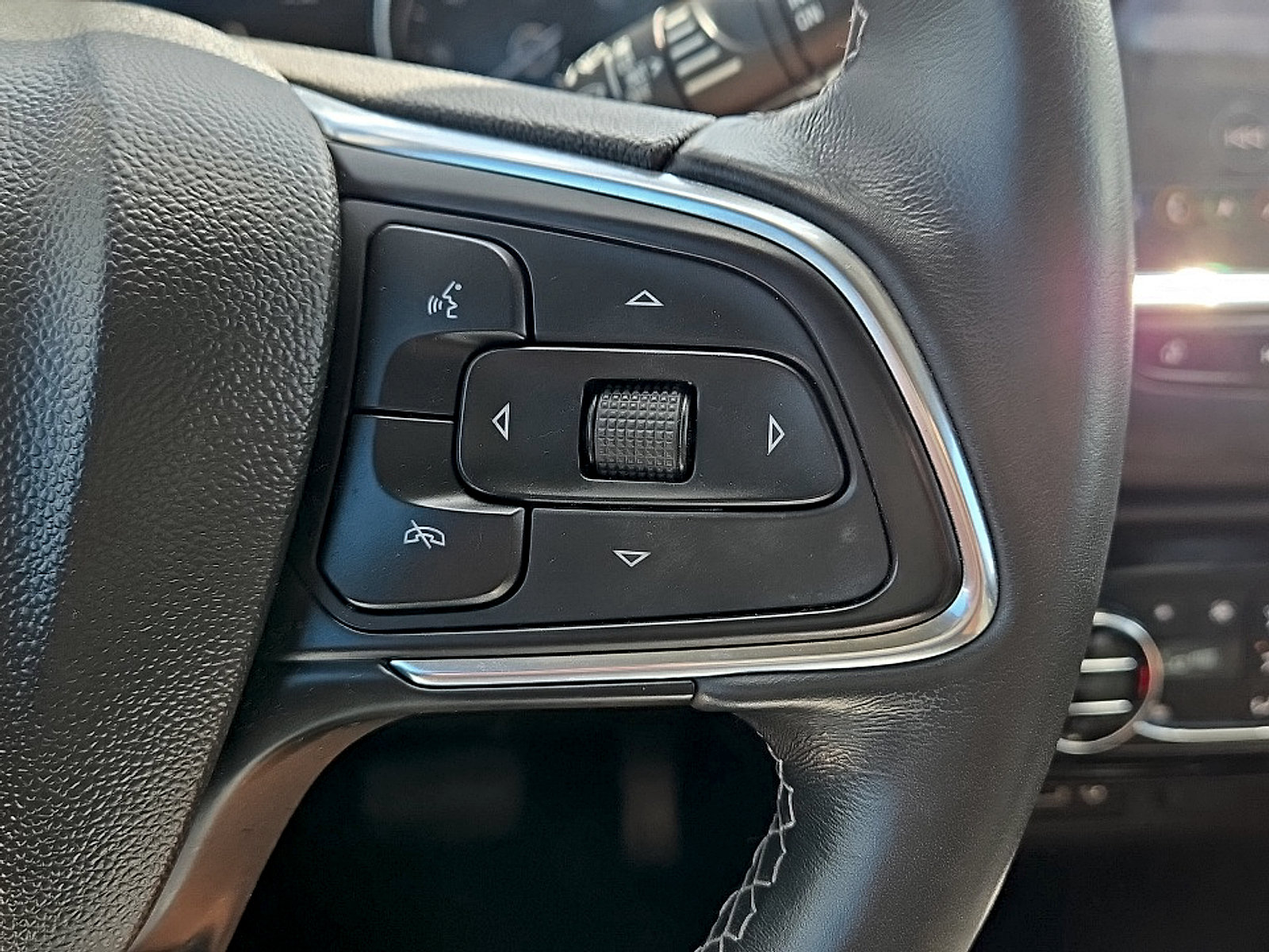 Used 2021 Buick Encore GX Select FWD image 14