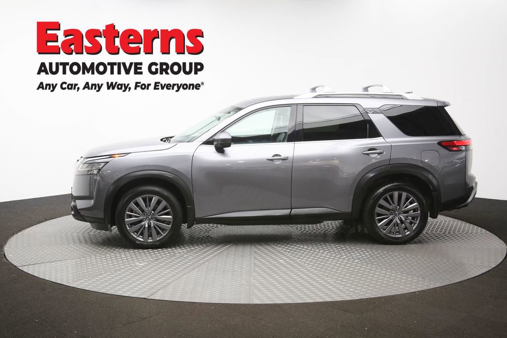 Used 2023 Nissan Pathfinder SL w/ SL Premium Package AWD/4WD image 61