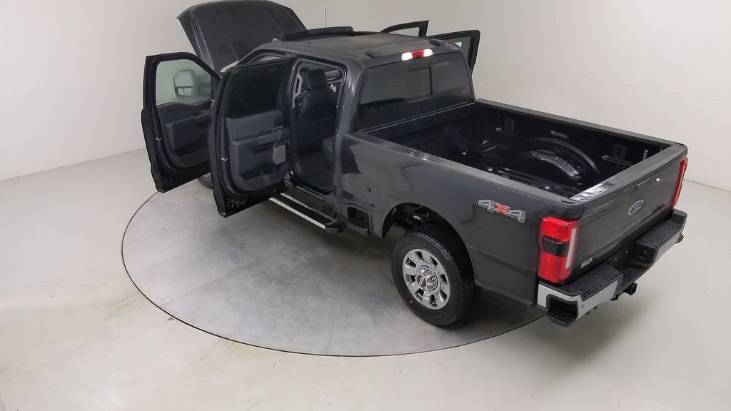 New 2026 Ford F350 Lariat w/ Lariat Premium Package image 56