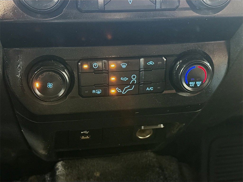 Used 2020 Ford F450 XL w/ Power Equipment Group image 18