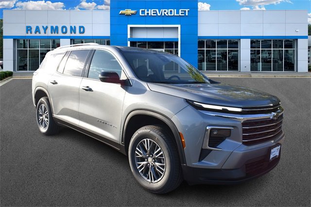 New 2026 Chevrolet Traverse LT w/ LPO, Floor Liner Package