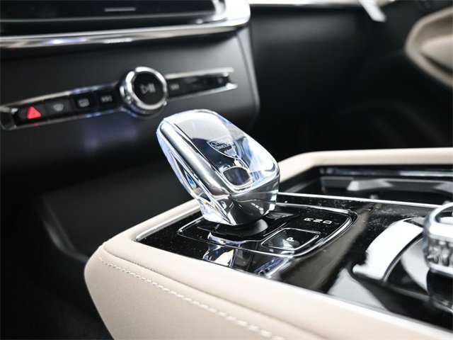 New 2026 Volvo XC90 B6 Plus w/ Protection Package Premier image 12