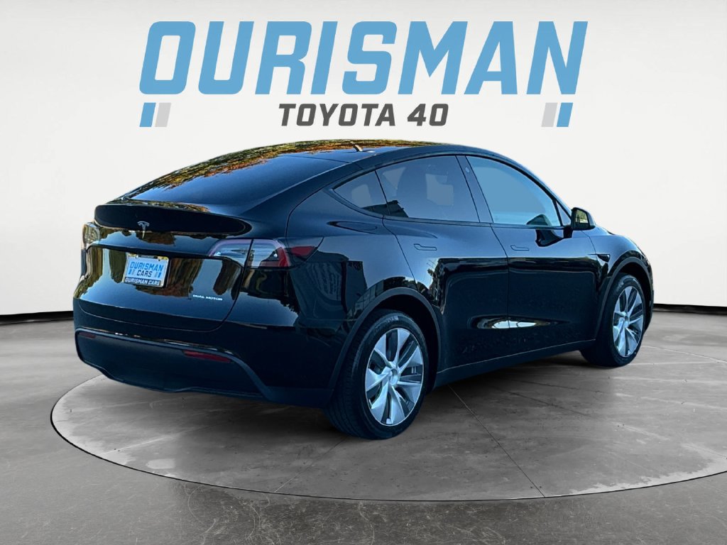 Used 2023 Tesla Model Y Long Range AWD/4WD image 7