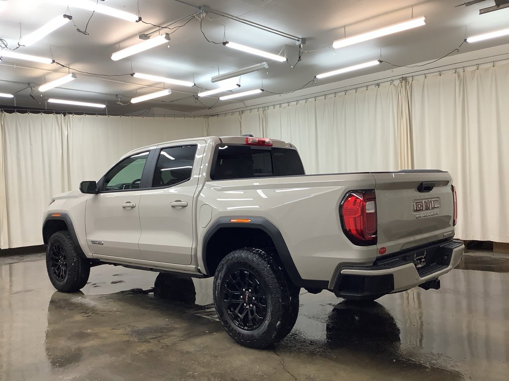 New 2026 GMC Canyon Elevation w/ Convenience Package image 9