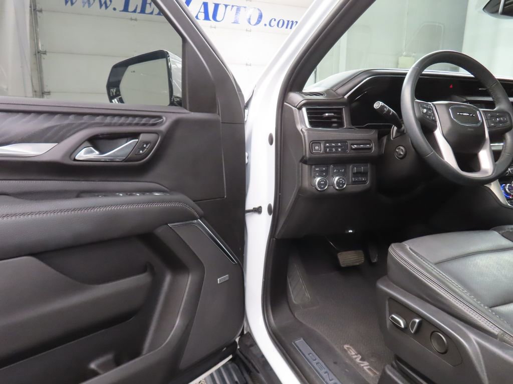 Used 2023 GMC Yukon XL Denali w/ Max Trailering Package AWD/4WD image 50