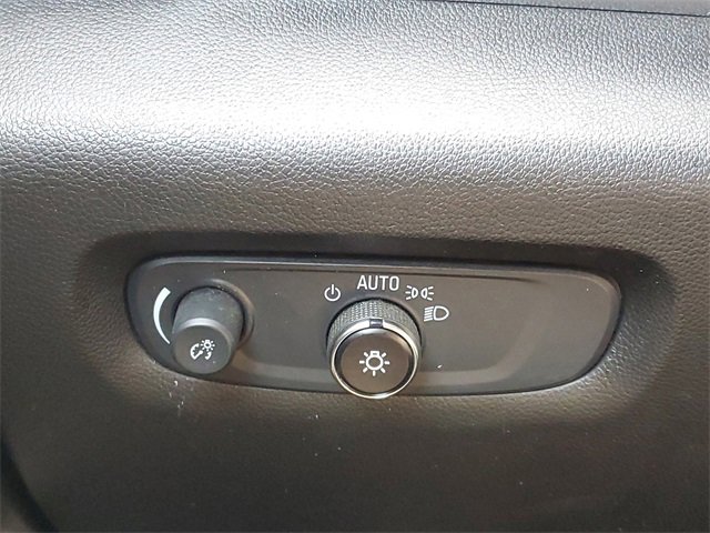 Certified 2023 Chevrolet Traverse RS image 21