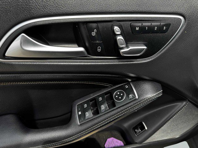 Used 2020 Mercedes-Benz GLA 250 4MATIC image 18