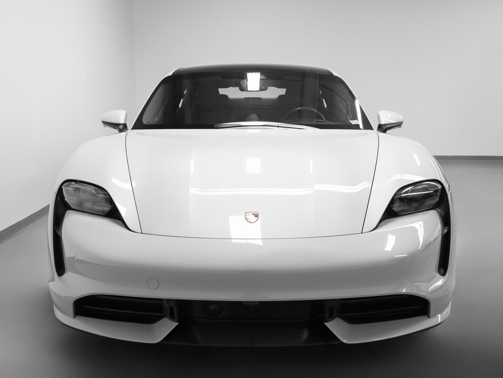 Certified 2021 Porsche Taycan Turbo image 8