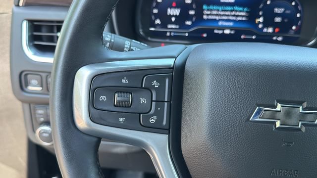 Used 2023 Chevrolet Suburban Z71 w/ Luxury Package AWD/4WD image 25