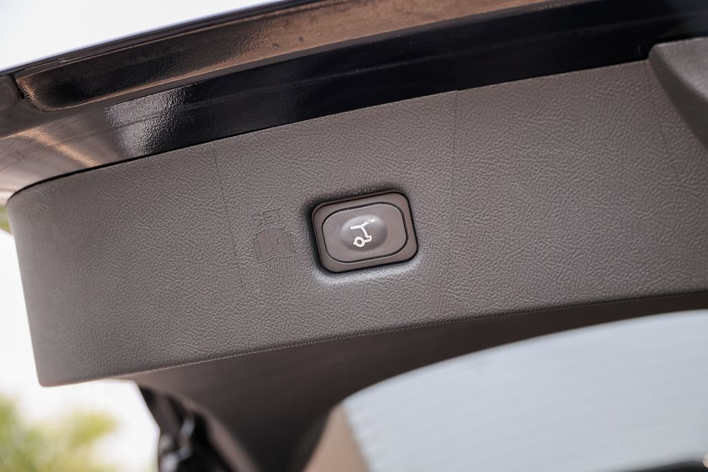 Certified 2023 Lincoln Nautilus FWD image 31