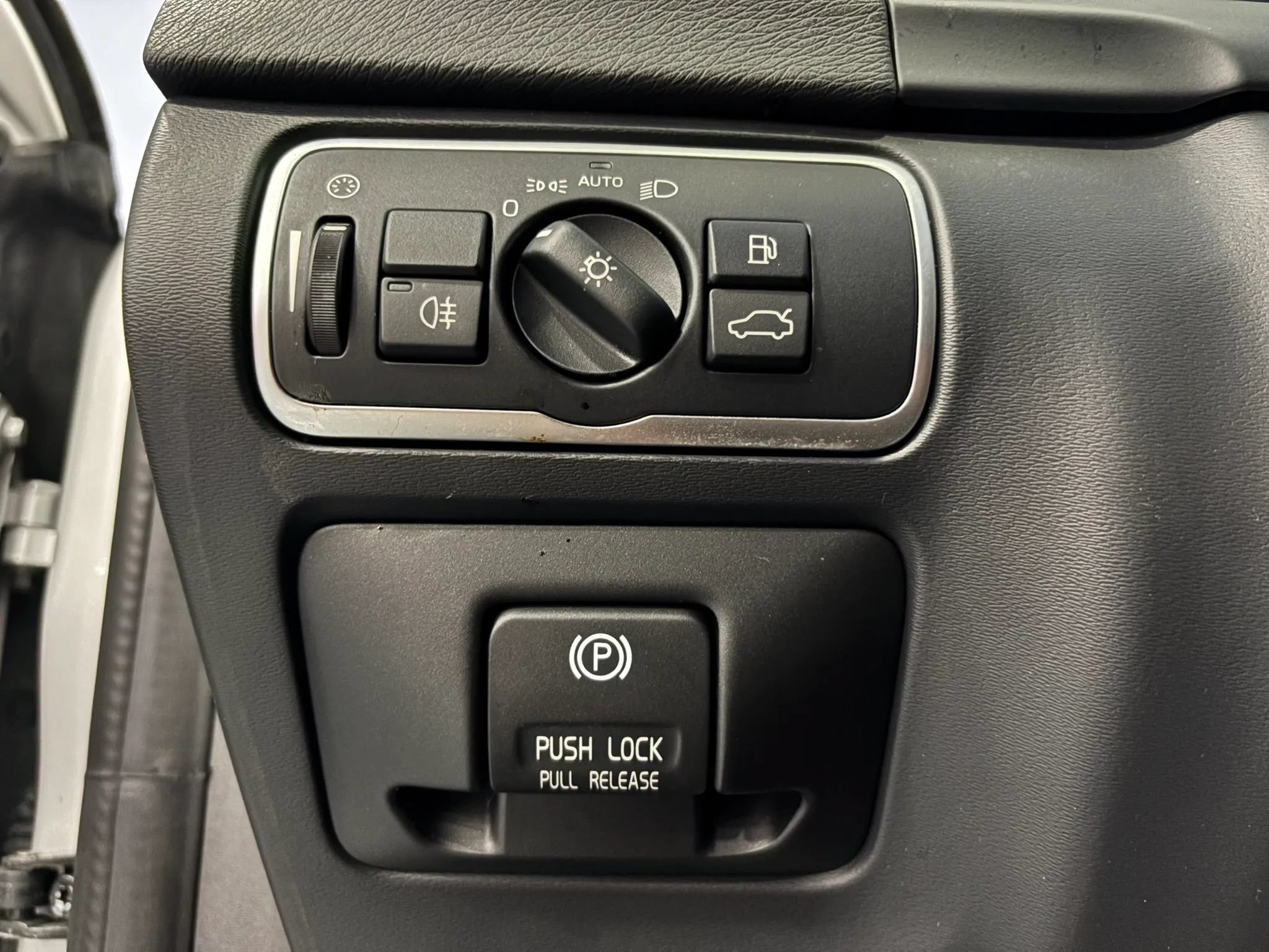 Used 2015 Volvo S60 T5 Premier FWD image 32