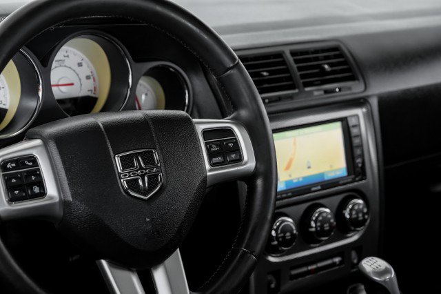 Used 2011 Dodge Challenger R/T RWD image 15