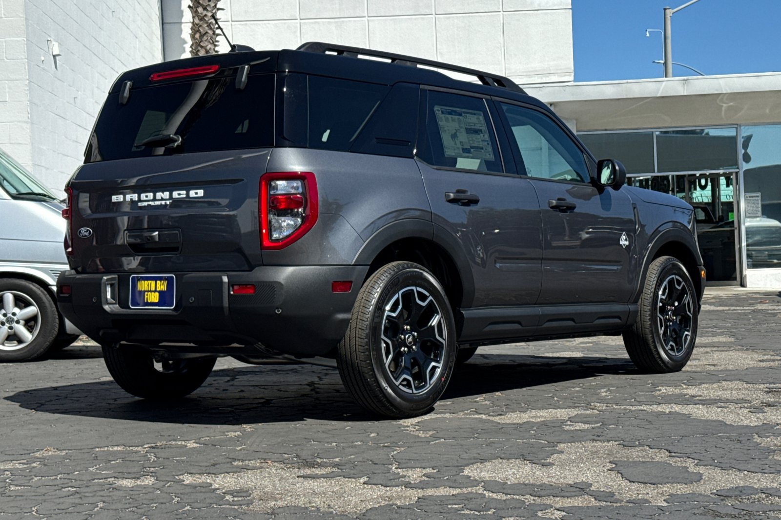 New 2026 Ford Bronco Sport Outer Banks w/ Outer Banks Tech Package+ AWD/4WD image 3