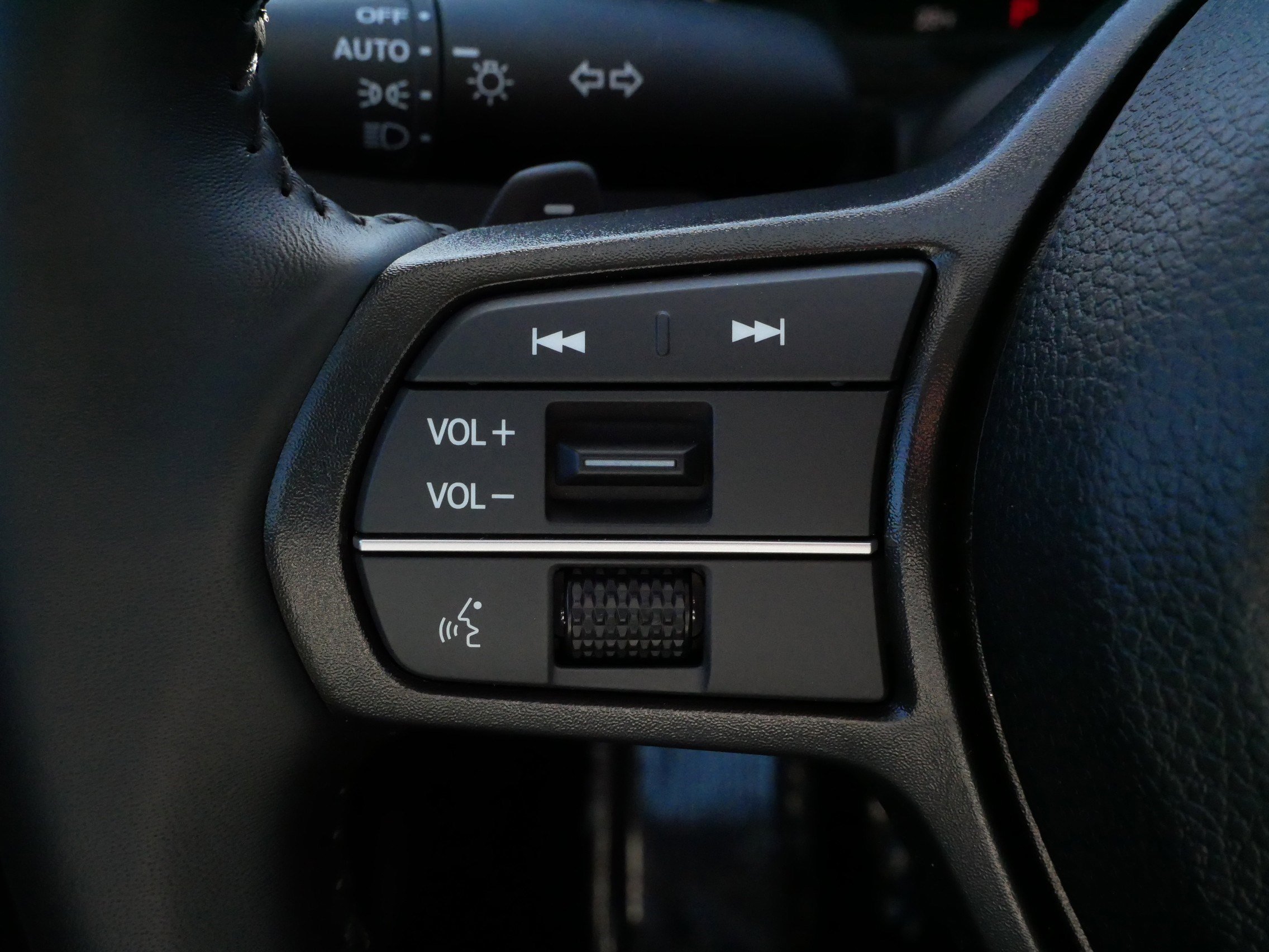 Certified 2025 Honda Accord EX-L image 26