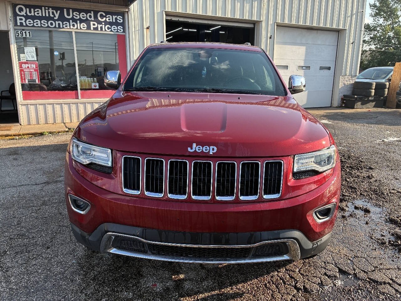 Used 2015 Jeep Grand Cherokee Limited w/ Luxury Group II AWD/4WD image 5
