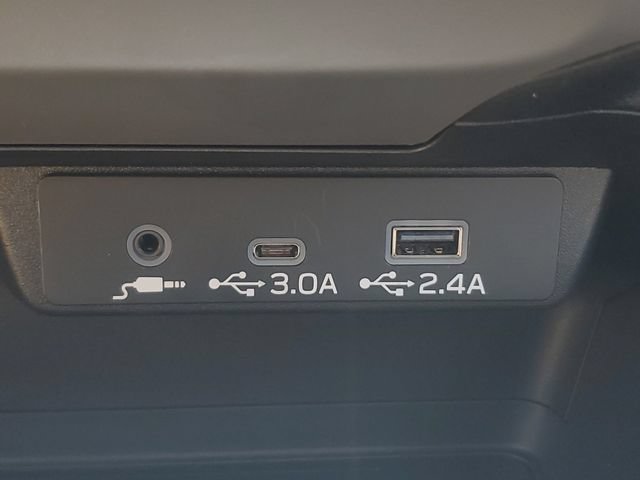 Certified 2025 Subaru Crosstrek 2.5i Limited w/ Crosstrek Mirror Package AWD/4WD image 29