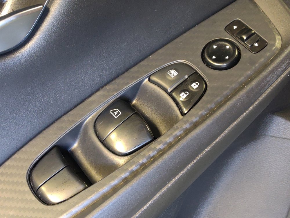 Used 2025 Nissan Sentra SV w/ All-Weather Package FWD image 27