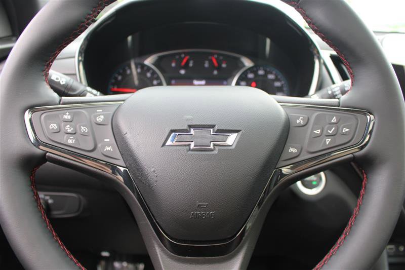 Used 2023 Chevrolet Equinox RS w/ RS Leather Package image 17