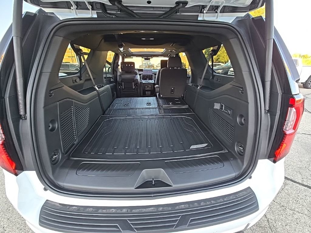 New 2026 GMC Yukon XL Elevation w/ Elevation Premium Package image 43