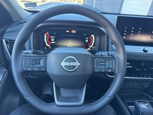 Used 2026 Nissan Rogue Platinum w/ Platinum Premium Package image 20