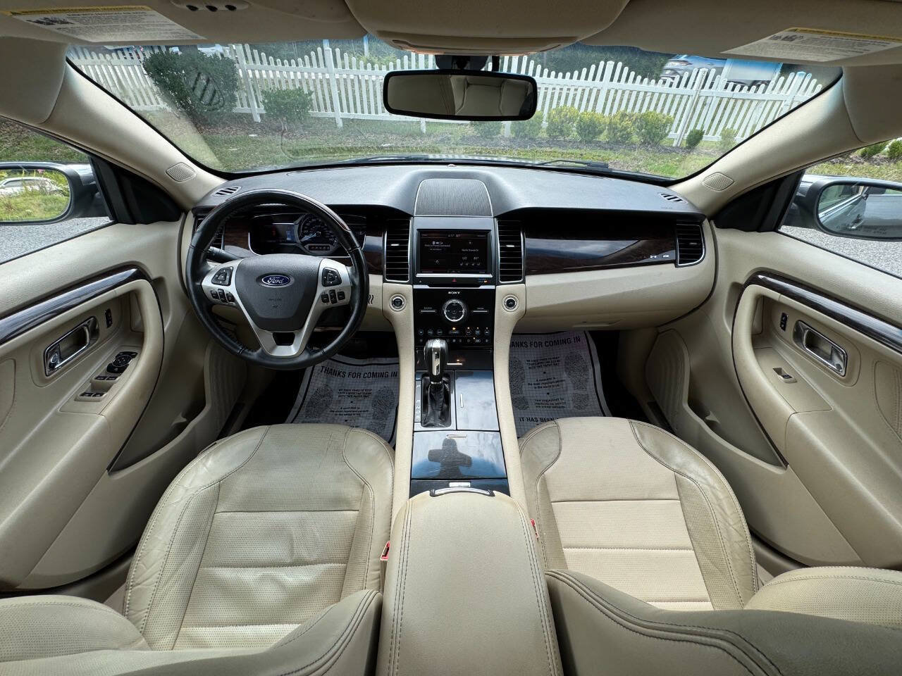 Used 2013 Ford Taurus Limited FWD image 15