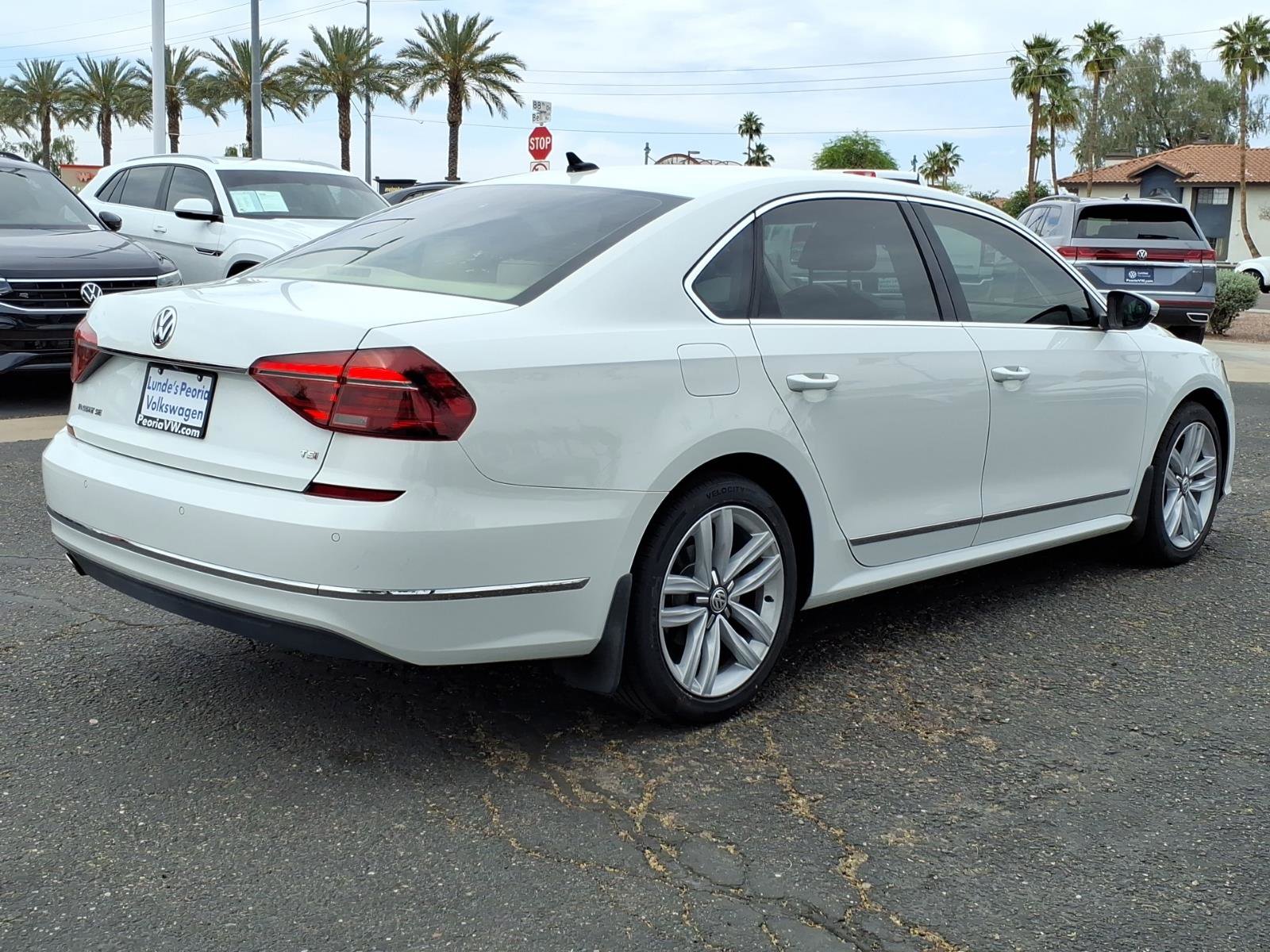 Used 2017 Volkswagen Passat 1.8T SE image 7