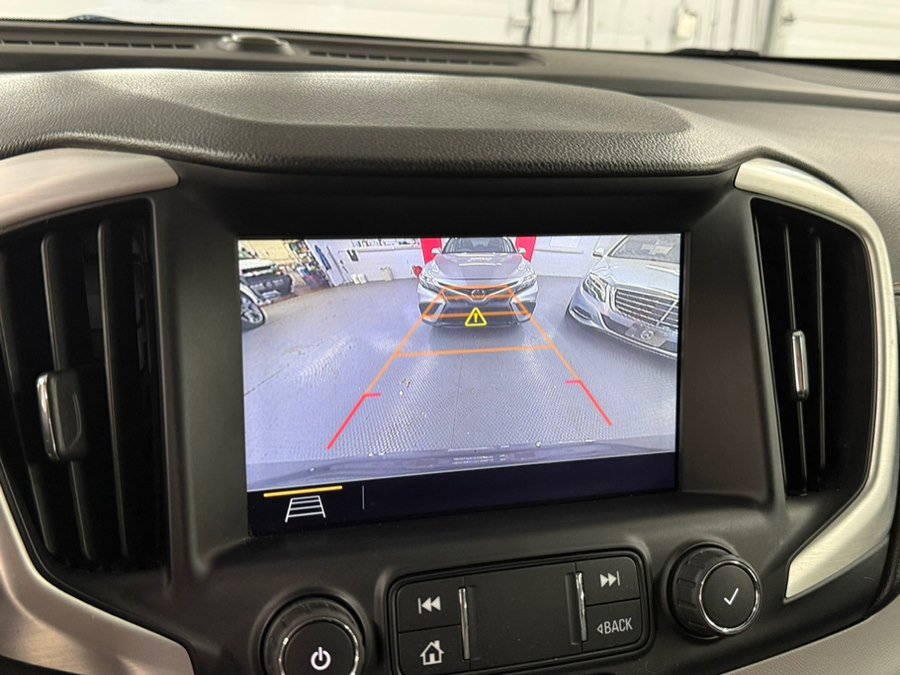Used 2020 GMC Terrain SLT w/ Preferred Package AWD/4WD image 19