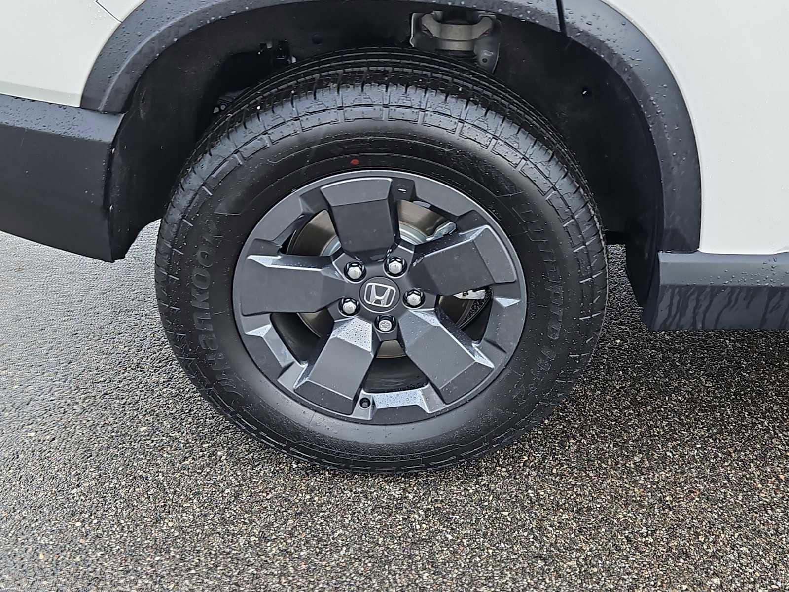 Certified 2026 Honda Passport RTL image 4