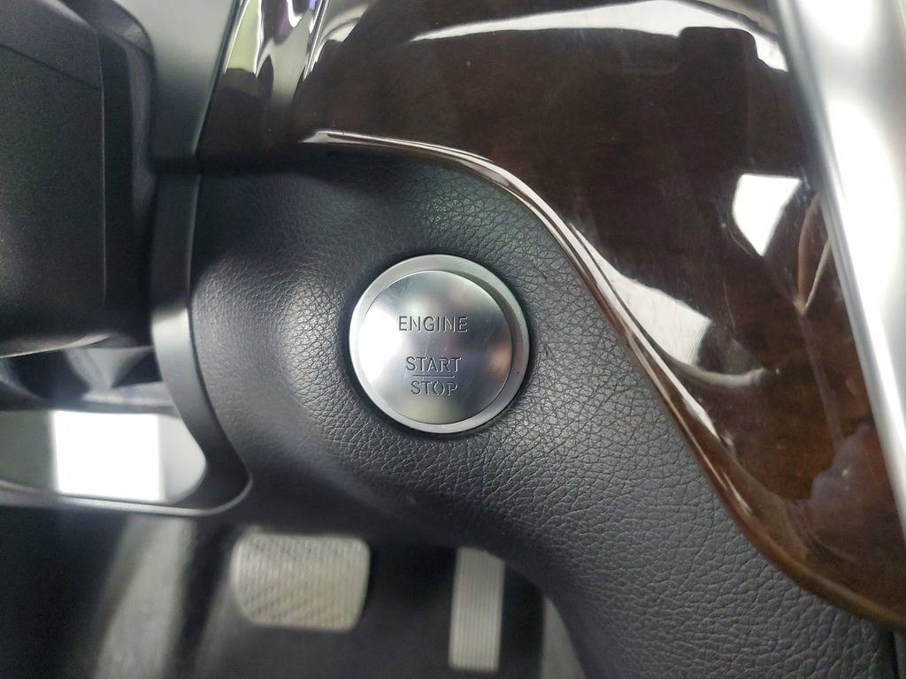 Used 2015 Mercedes-Benz ML 250 BlueTEC 4MATIC image 17