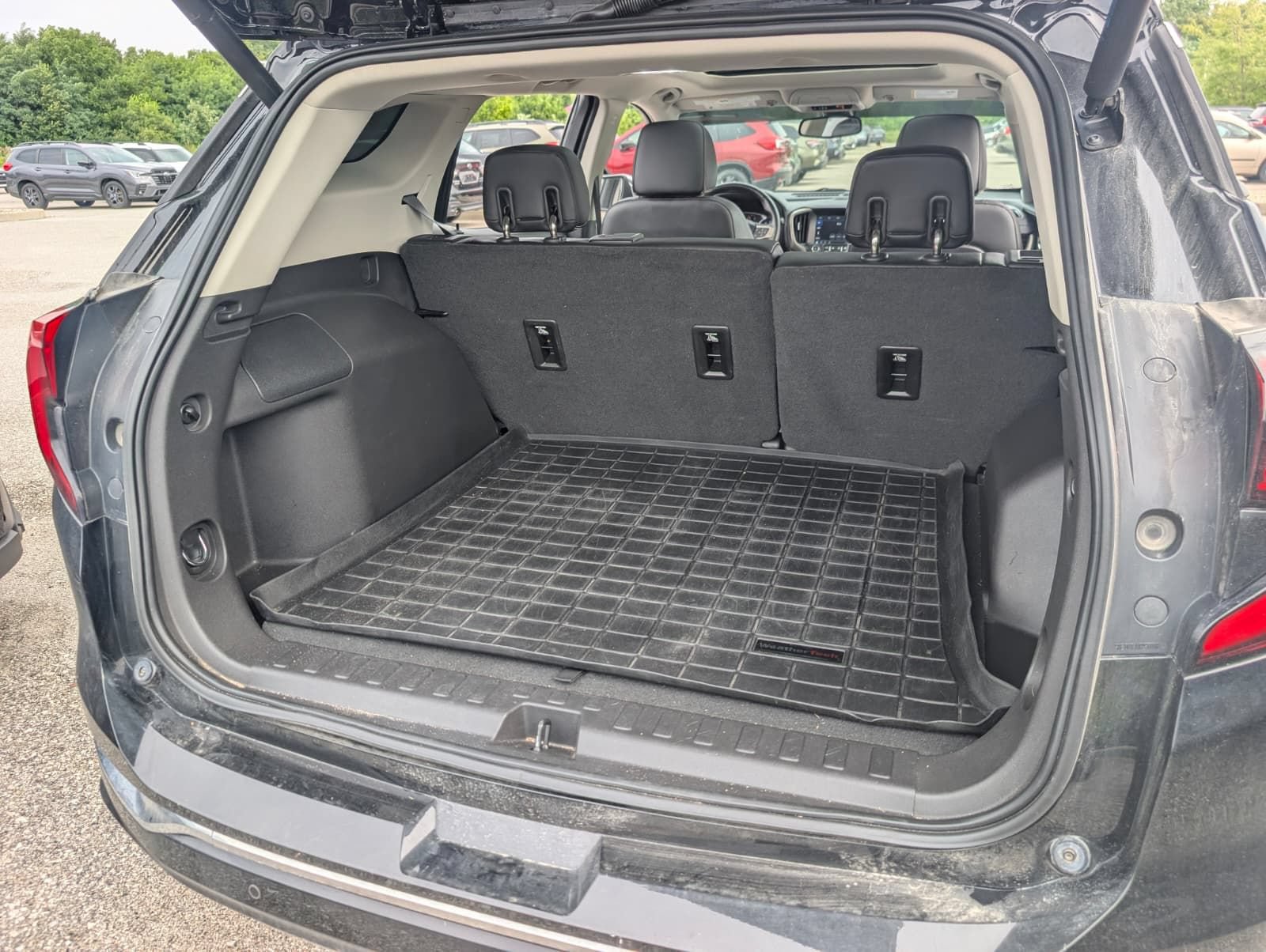 Used 2018 GMC Terrain Denali w/ Advanced Safety Package AWD/4WD image 32