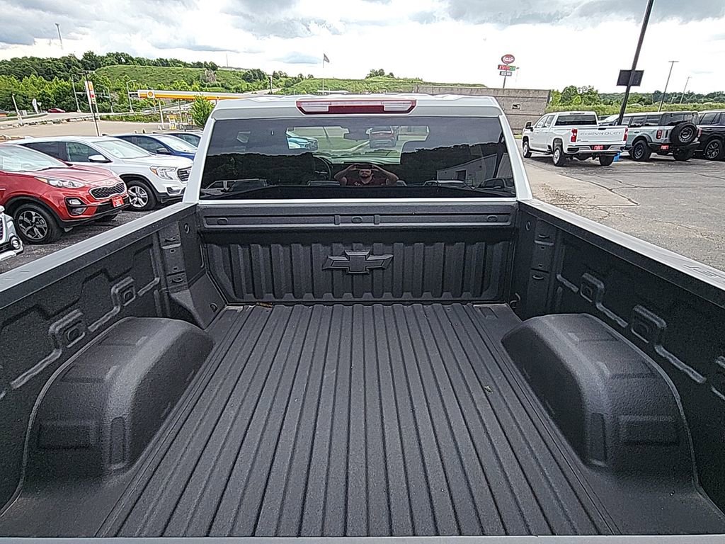New 2025 Chevrolet Silverado 1500 RST w/ Z71 Off-Road Package AWD/4WD image 8