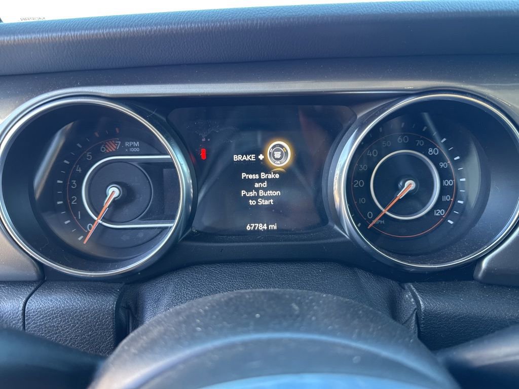 Used 2019 Jeep Wrangler Unlimited Sahara image 11